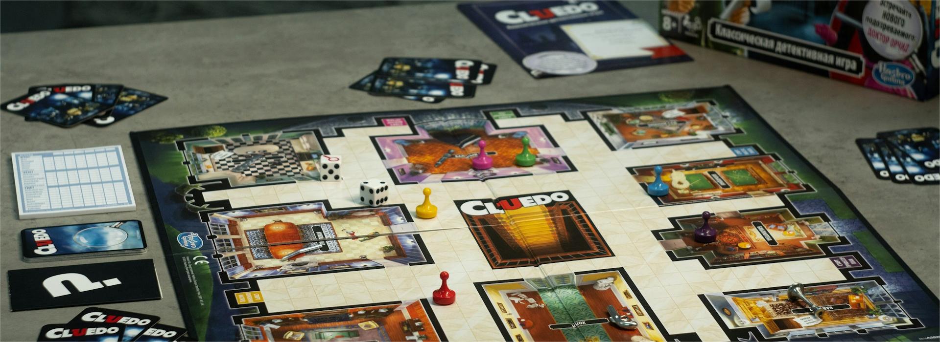 Devant -Jeu De Plateau Boutique alexander lyashkov LDUeoEWFPD0 unsplash